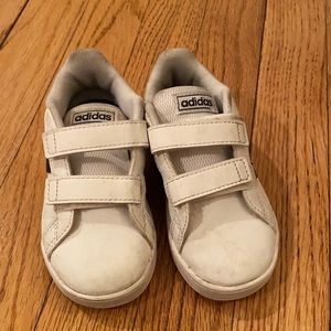 Adidas toddler sneakers. White & black